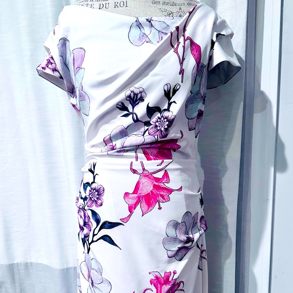 Lovely dress. Perfect for work, parties church. Very elegant